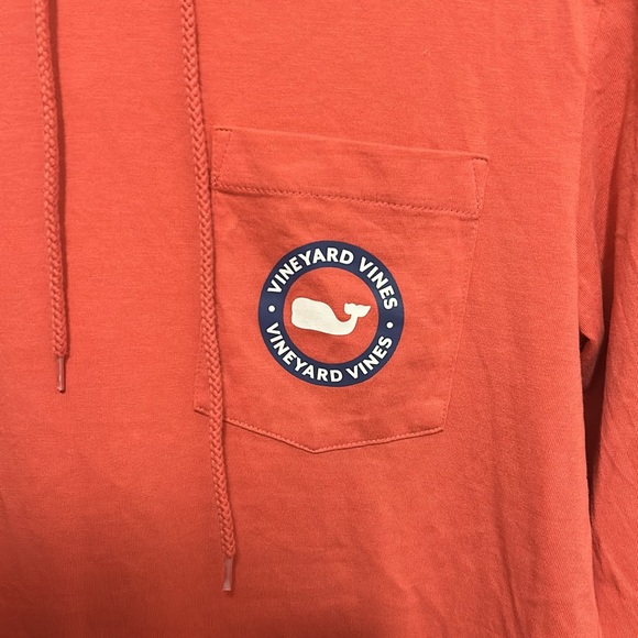 NWOT Vineyard Vines Long Sleeve Graphic Hoodie - Picture 2 of 6